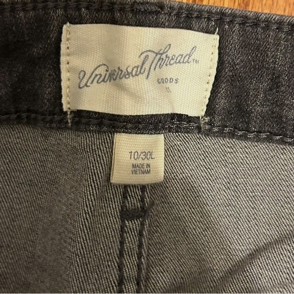 Universal Thread Gray Skinny Jeans Women’s Size 10/30R - Picture 6 of 9